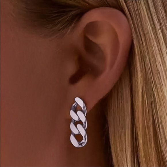 🔵𝟲𝟱%𝗢𝗙𝗙 𝗯𝘂𝗻𝗱𝗹𝗲𝘀 𝟯+🔵 NEW Curb Chain Stainless Steel Drop Earrings - Picture 8 of 13